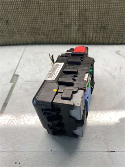 Caja Fusibles/Rele Citroen C4 Picasso/Spacetourer (05.2013->) foto 3