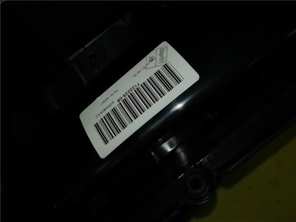 Reposabrazos BMW Serie 1 Berlina (E81/E87)(2004->) foto 5