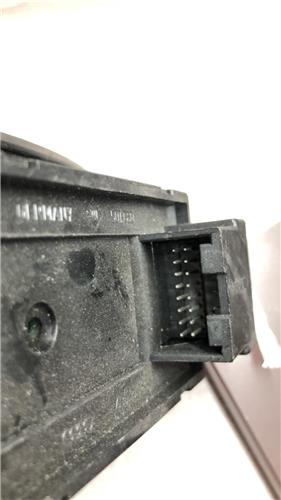 MANDO ELEVALUNAS DELANTERO IZQUIERDO Audi A6 Berlina (4B2)(2001->) foto 4