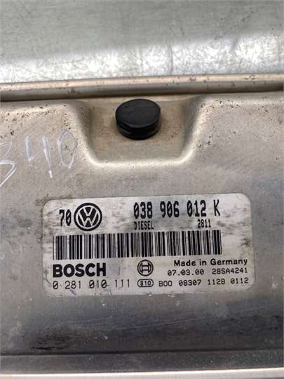Centralita Volkswagen Bora Berlina (1J2)(1998->02.2005) foto 2