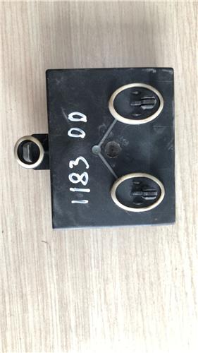 centralita cierre puerta delantera derecha vo