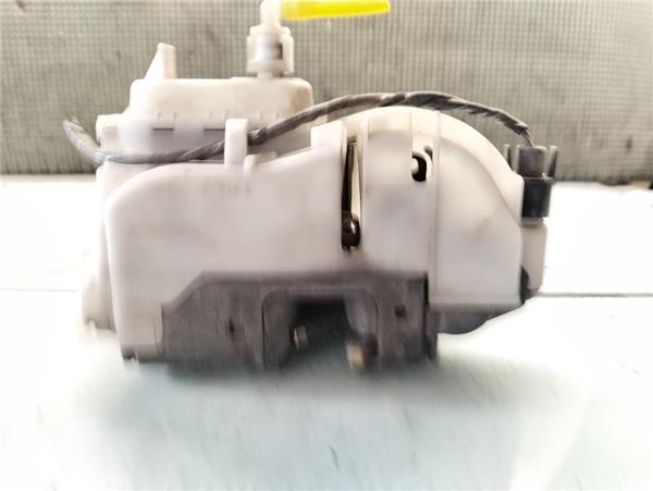 Cerradura Puerta Delantera Derecha Volkswagen Polo III Berlina (6N2)(1999->)
