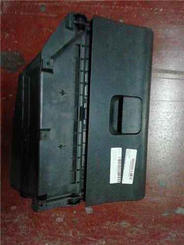 Guantera Salpicadero Volkswagen Polo IV (9N1)(11.2001->)