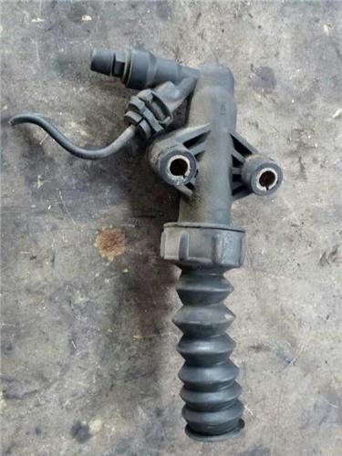 Bombin Embrague Peugeot 307 foto 2