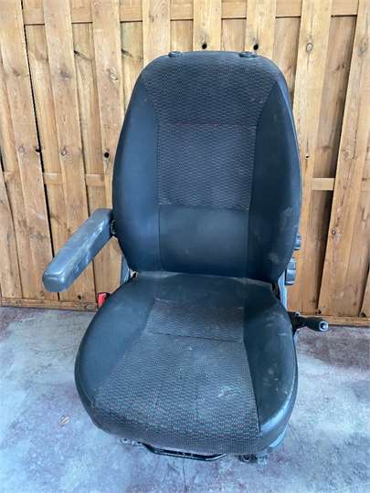 Asiento Delantero Izquierdo Peugeot Boxer Camion Doble Cabina (2014->)