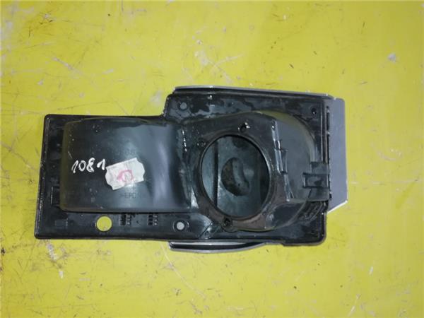 Tapa Exterior Combustible Renault Trafic III Combi (08.2014->) foto 2