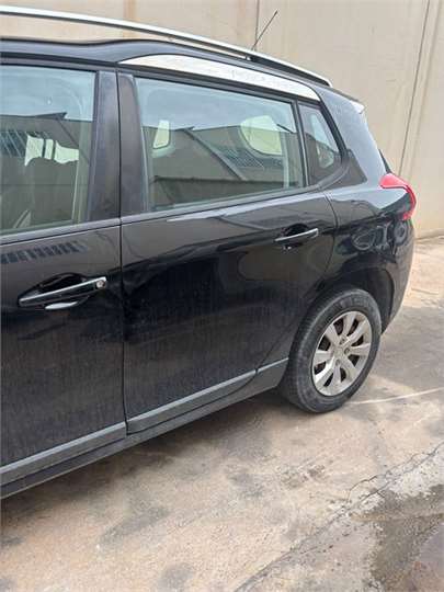 Puerta Trasera Izquierda Peugeot 2008 (03.2013->)