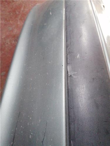 Paragolpes Trasero Renault Megane I Classic (LA0)(1996->) foto 2