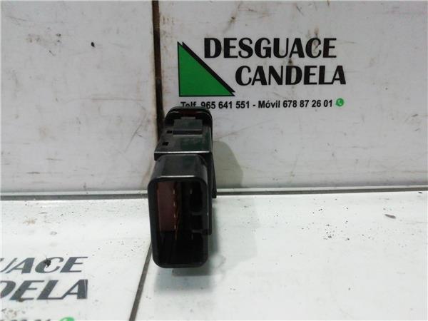 Interruptor Luces Emergencia Mazda 323 BERLINA C/F/S foto 2