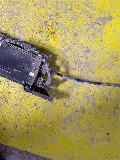 FRENO MANO ELECTRICO Renault Scenic II (JM)(2003->) foto 3