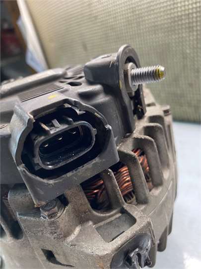 Alternador Hyundai ix35 (EL/LM)(2010->) foto 5
