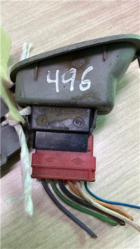 MANDO ELEVALUNAS TRASERO DERECHO Renault SCENIC foto 3