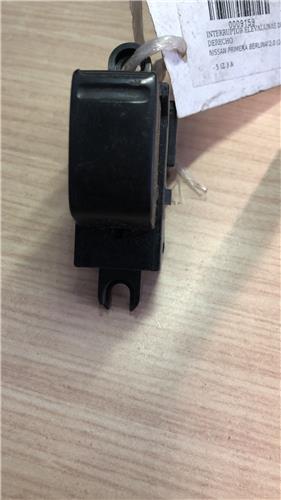 mando elevalunas delantero derecho nissan pri