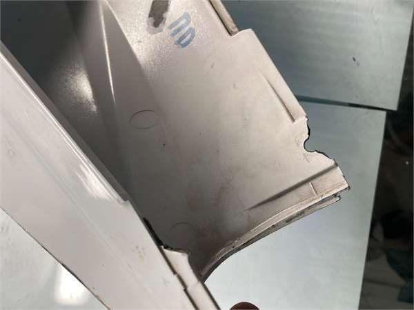 Embellecedor Exterior Puerta Trasera Izquierda YAMAHA YZF-R 125 foto 3