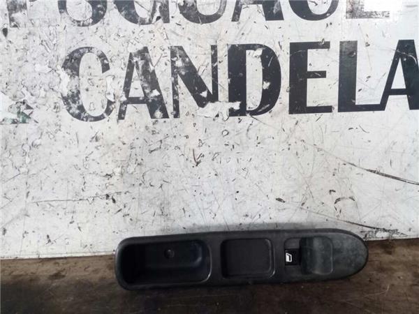 MANDO ELEVALUNAS DELANTERO DERECHO Peugeot 307