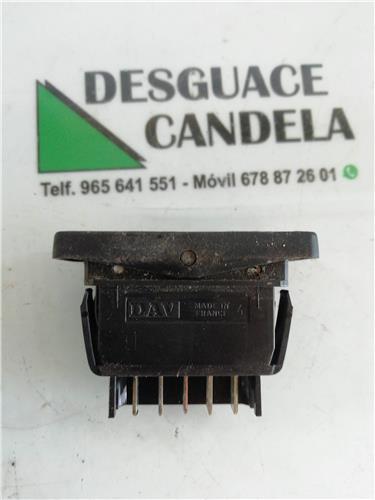 MANDO ELEVALUNAS DELANTERO DERECHO Peugeot 205 Berlina (02.1983->) foto 2