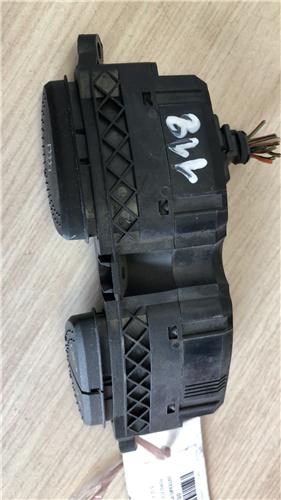 Interruptor Aire Acondicionado Ford Focus Berlina (CAK)(1998->) foto 5