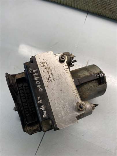 Nucleo Abs Audi A6 Berlina (C4)(1994->) foto 3