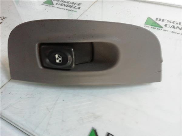 MANDO ELEVALUNAS DELANTERO DERECHO Renault Megane I Fase 2 Berlina (BA0)(1999->)