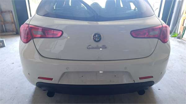 Porton Trasero Alfa Romeo Giulietta (191)(2010->)