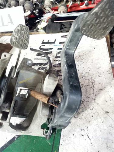 Pedal Embrague Mercedes-Benz SPRINTER  CAJA CERR. foto 2