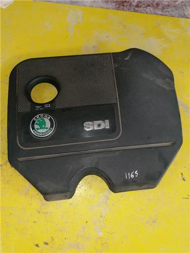 emblema recubrimiento motor skoda fabia 6y26y