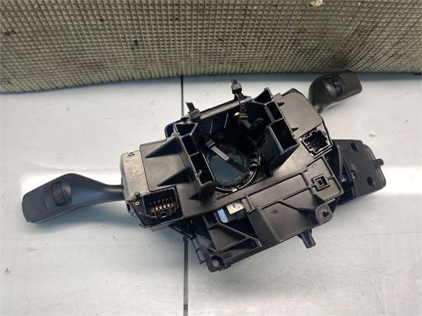 Mando Multifuncion Ford Focus Berlina (CB4)(2008->) foto 3