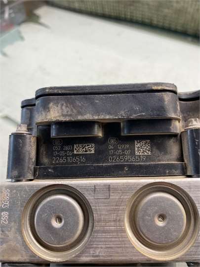 Nucleo Abs Peugeot Boxer Camion Doble Cabina (2014->) foto 4