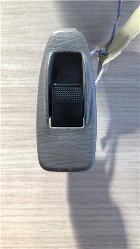MANDO ELEVALUNAS TRASERO DERECHO Mazda Premacy (CP)(1999->)