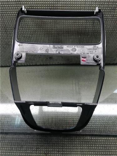 Embellecedor Consola Central Peugeot 307 Break / SW (S1)(04.2002->06.2005) foto 2