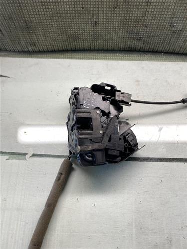 Cerradura Puerta Delantera Derecha