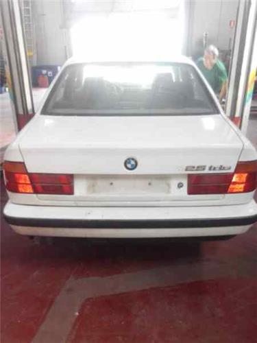 PILOTO TRASERO CENTRAL BMW Serie 5 Berlina (E34)(1988->) foto 2