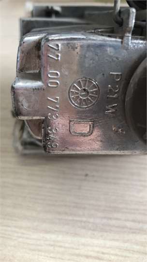 Intermitente Delantero Derecho Renault 9 foto 2