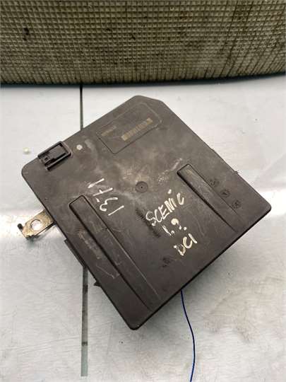 Caja Fusibles/Rele Renault Scenic II (JM)(2003->) foto 4