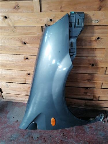 aleta delantera derecha nissan almera tino v1