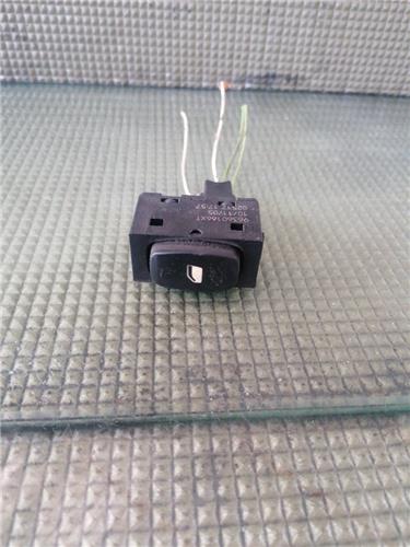 mando elevalunas trasero izquierdo peugeot 40