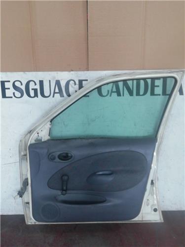 Puerta Delantera Derecha Ford Fiesta Courier (1996->) foto 2