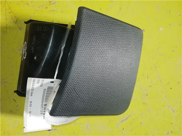Cenicero Nissan Micra (K12E)(11.2002->)