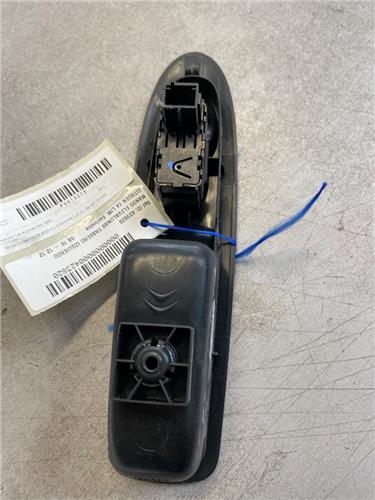 MANDO ELEVALUNAS TRASERO IZQUIERDO Citroen C4 Berlina (08.2010->) foto 3