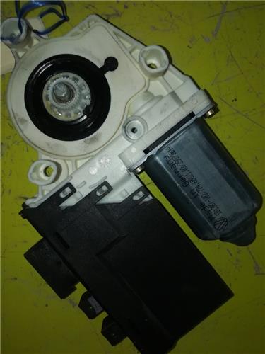 MOTOR ELEVALUNAS DELANTERO DERECHO Citroen C5 Berlina (2001->) foto 4