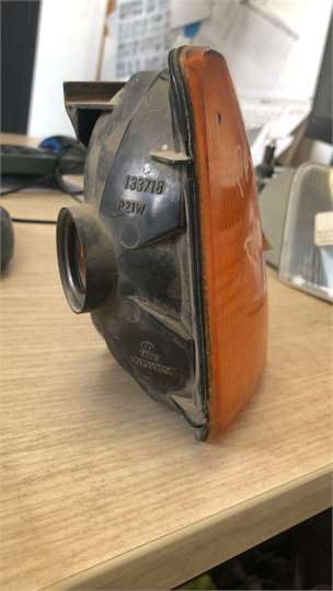 Intermitente Delantero Derecho Volkswagen PASSAT BERLINA foto 2