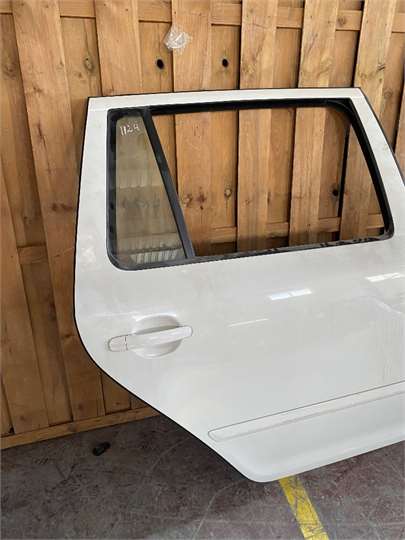 Puerta Trasera Derecha Skoda Octavia Combi (1Z5)(2008->) foto 4