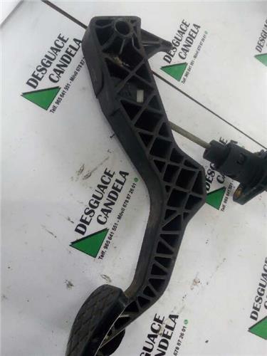 Pedal Embrague Volkswagen GOLF IV BERLINA foto 2