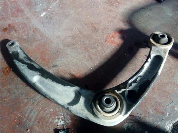 Brazo Inferior Delantero Izquierdo Peugeot 307