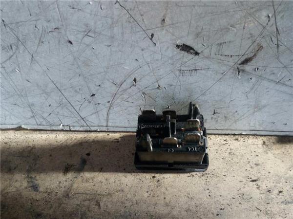 mando elevalunas delantero izquierdo seat ibi