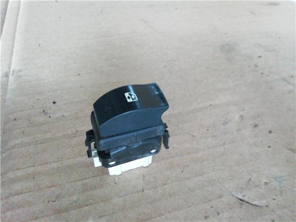MANDO ELEVALUNAS DELANTERO DERECHO Renault Clio II Fase II (B/CB0)(2001->) foto 4
