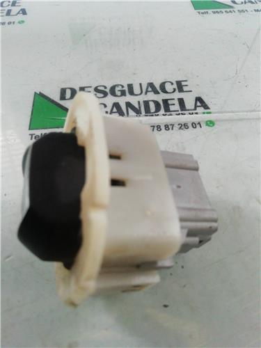 MANDO ELEVALUNAS TRASERO DERECHO Renault Megane II Berlina 5P (10.2002->) foto 5