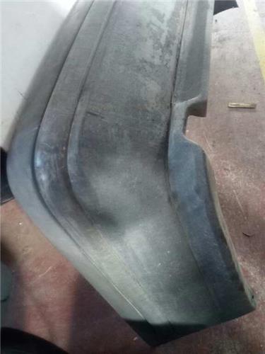 Paragolpes Trasero Renault R 19 Berl. con portón (B/C53)(1988->) foto 4
