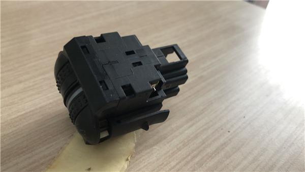 Interruptor Regulacion Altura Faros Volkswagen Passat Berlina (3B3)(2000->) foto 5