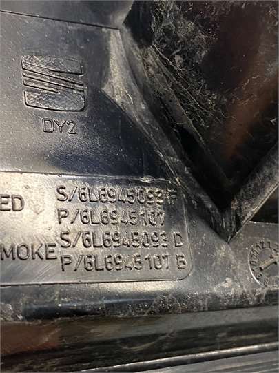Piloto Porton Trasero Izquierdo Seat Ibiza (6L1)(04.2002->) foto 2